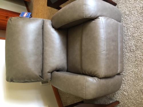 Recliner 1.JPG