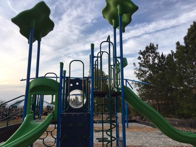 53 platform looking toward window.JPG